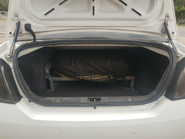 Ford Fiesta 1.6 completo com gnv - Foto 9