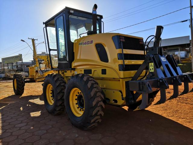 Motoniveladora Newholland RG140B