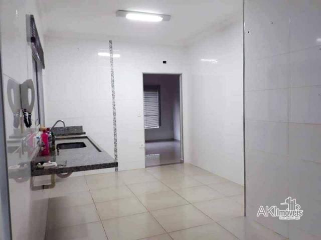 Casa à venda, bem localizada - nova esperança/pr - Foto 14