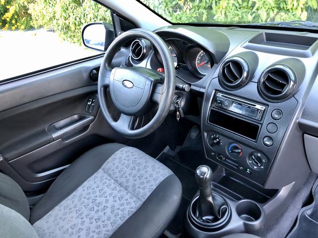Ford Fiesta Sedan 1.0 2011 EXTRA!! - Foto 5