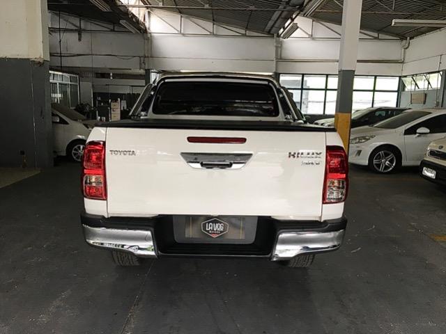 Hilux CD Srv 4x4 2.8 TDI Automático Diesel - Foto 7