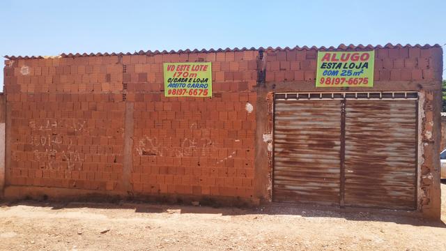 Casa com lote comercial - Foto 2