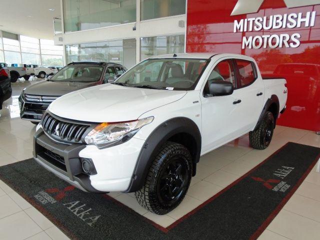 L200 Triton OUTDOOR 2.4 Flex 16V CD Mec. zero Km