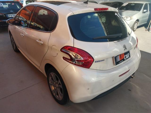 Peugeot 208 - Foto 5