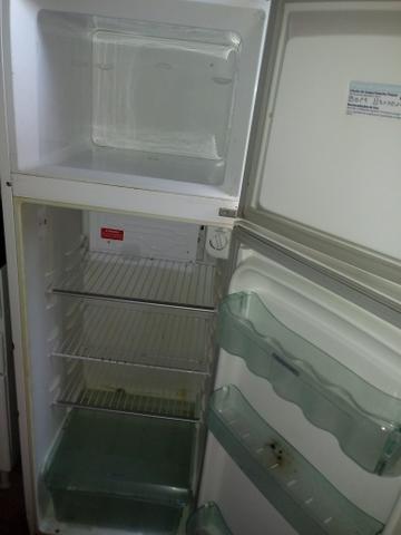 Vendo geladeira duplex Electrolux ou troco em celular