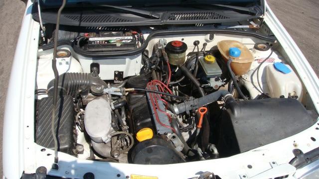 VW Gol 1.6 AP 1997 com direção hidráulica - Foto 7