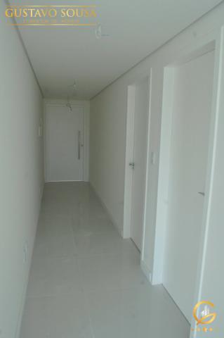 Mansão no Alphaville Fortaleza com 4 Suítes e Arquitetura diferenciada - Foto 13