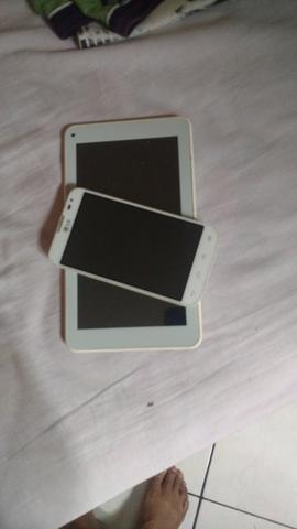 Vendo um celular e um tablet