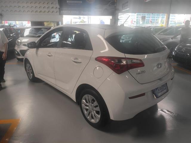 HYUNDAI HB20 1.0 COMFORT 12V FLEX 4P MANUAL - Foto 8