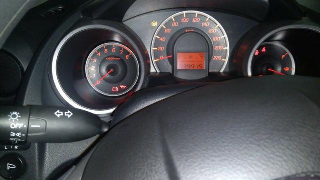 Honda fit LX aut baixa KM (39 mil Km) 2014/14 - Foto 3