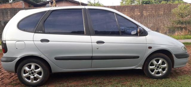 Vendo Scénic 1.6 16 Válvulas Ano 2000/2001