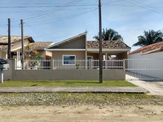 Linda E Charmosa Casa, Em Excelente Estado De Conservação