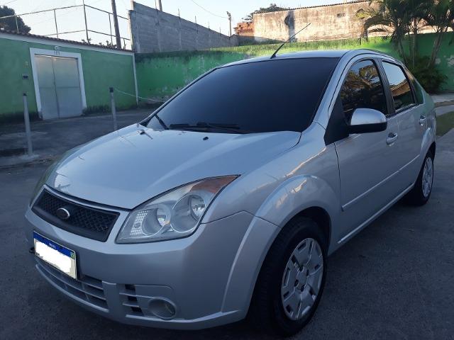 Fiesta Sedan 1.6 8V Class Flex + Gnv 2010 - Foto 2