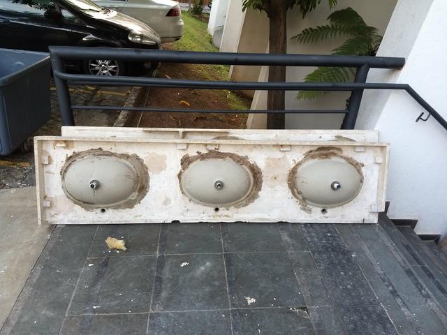 Vendo portas e lavatórios - Foto 3