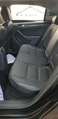 Vw Jetta 2011 c/ teto solar - Foto 9