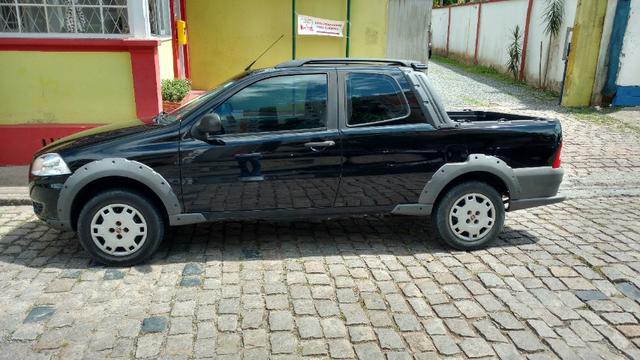 Fiat Strada Working 1.4 CD 2012 cor preta - Foto 2