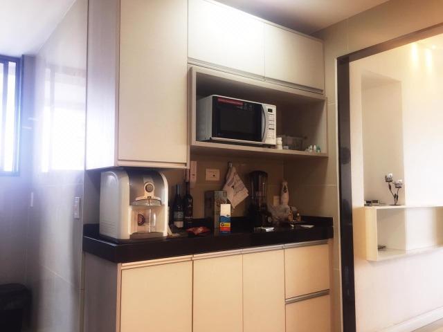 MB - Apartamento alto padrão, 3 quartos 118m², 2 suítes, com armários fixos - Foto 12