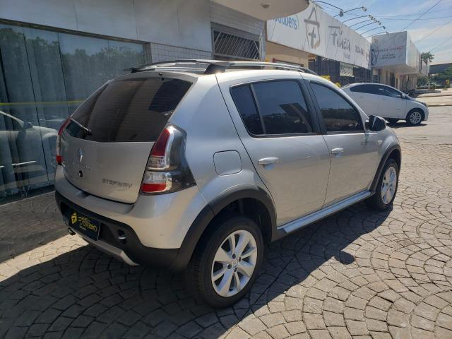 Sandero 20102/2012 - 82.000KM - 27.900,00 - Foto 6