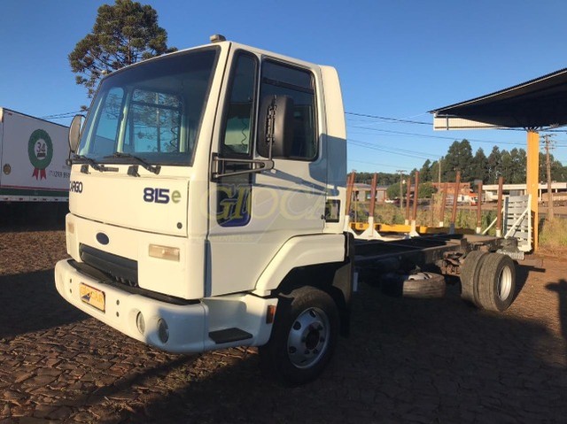 FORD CARGO 815 4X2