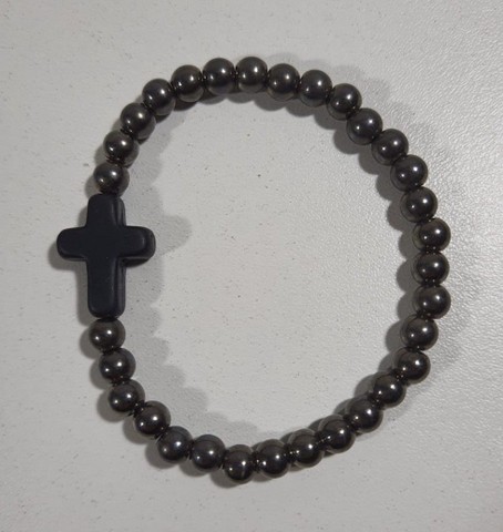 Pulseira Metálica com Cruz Preta - Foto 2