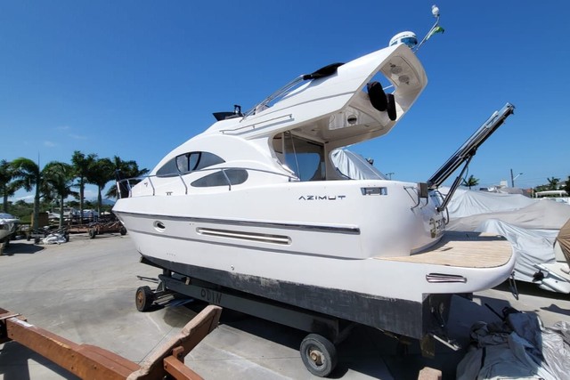 Azimut 380 Full- 2004 x2 Volvo Tamd63 370 HP ñ Intermarine Sedna Phantom Triton Armada 