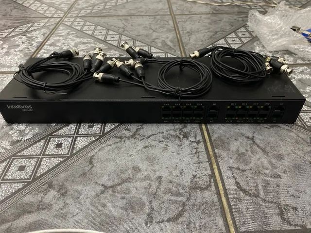 Power Balun 16 Canais Full Hd C/aliment Vbp A16C Intelbras + Cabos Rabicho vídeo - ZERADO