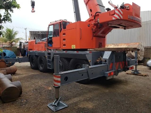 Guindaste Liebherr LTM-1070-1