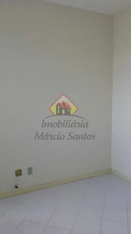 Sala comercial por um ótimo preço e localização, ideal para seu novo negócio!