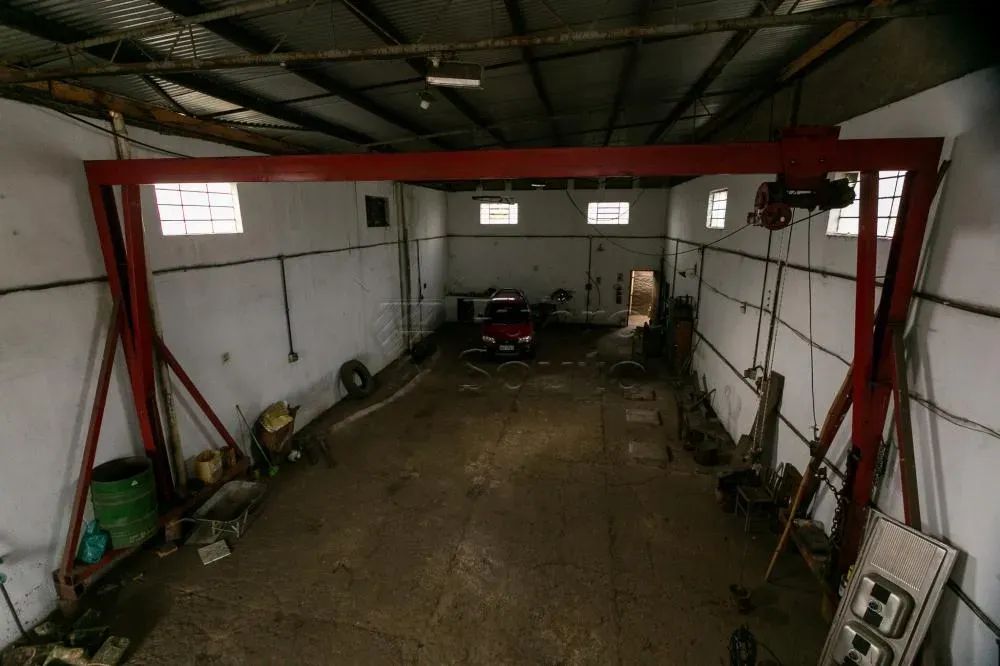 Oportunidade Única: Prédio Comercial Amplo e Funcional à Sua Disposição - Foto 9