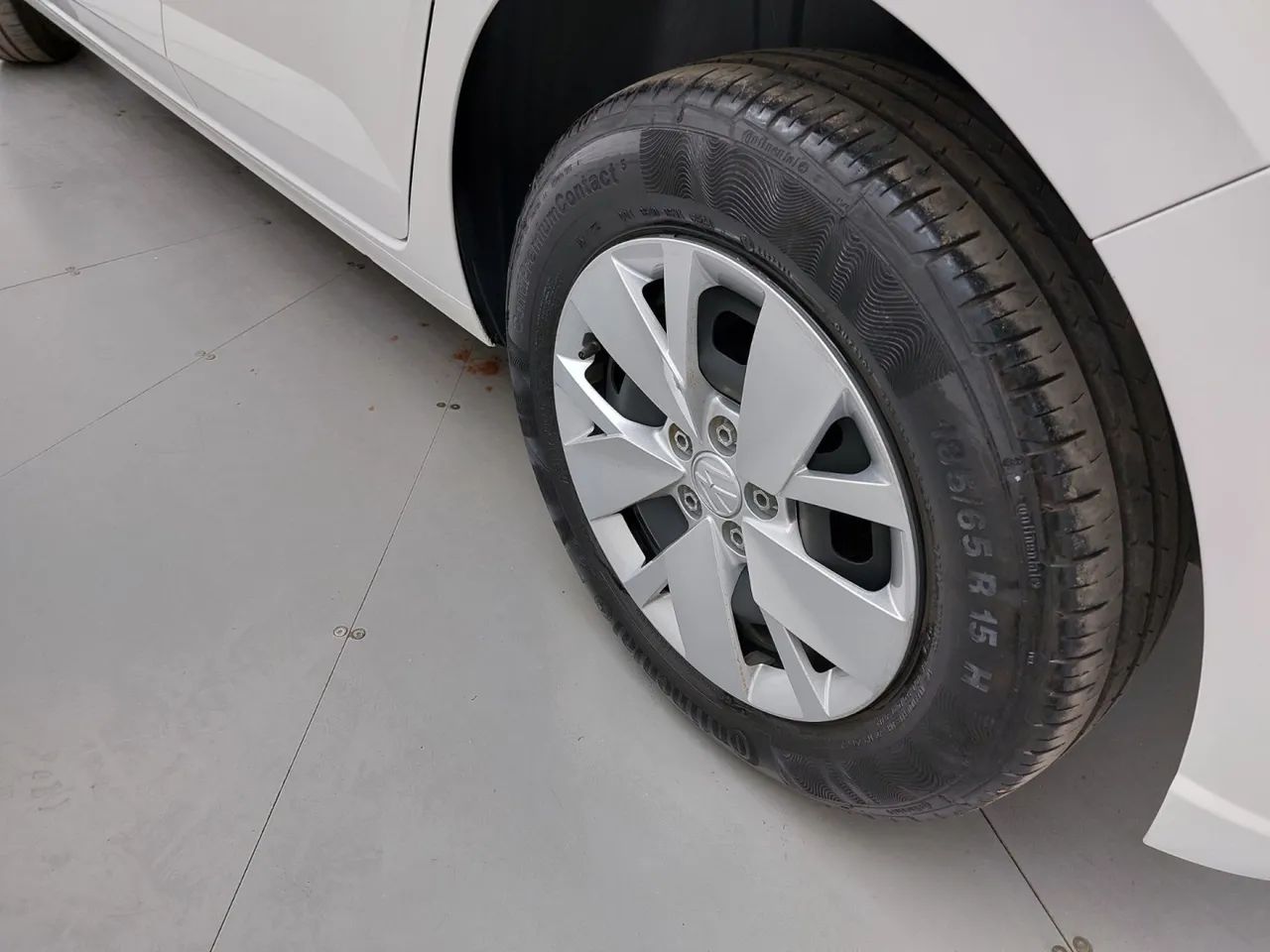 Volkswagen Polo 2024 1.0 mpi manual - Foto 12