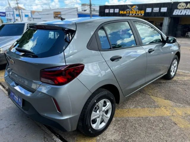 GM - ONIX HATCH 1.0 MEC. 2025 0 KM  R$ 84.900,00 - Foto 3