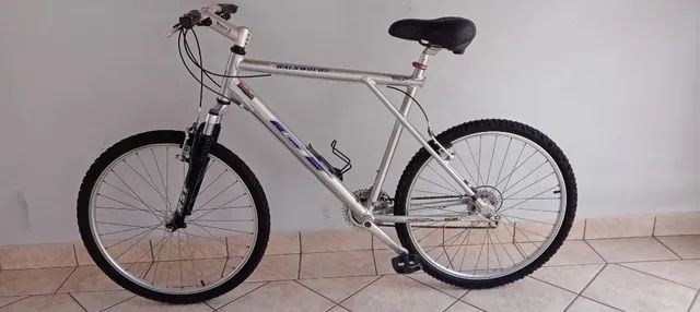 Bicicleta sales gt backwoods