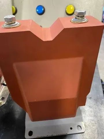 Transformador De Corrente Tc 15 Kv 75/5+5a - Foto 2