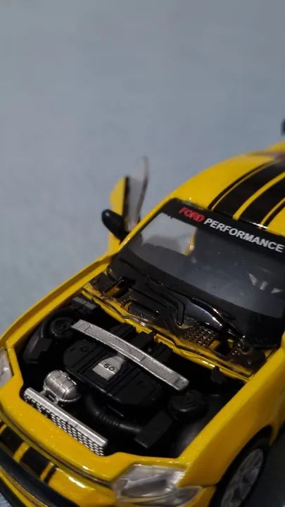 Miniatura Ford Mustang GT 2018 - Foto 4
