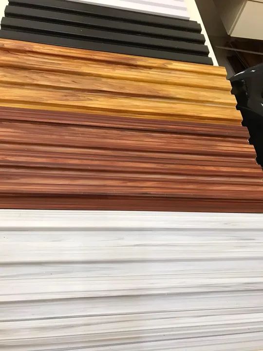 Grande novidade ripado de pvc , na cor jatobá ,jequitibá , branco, preto