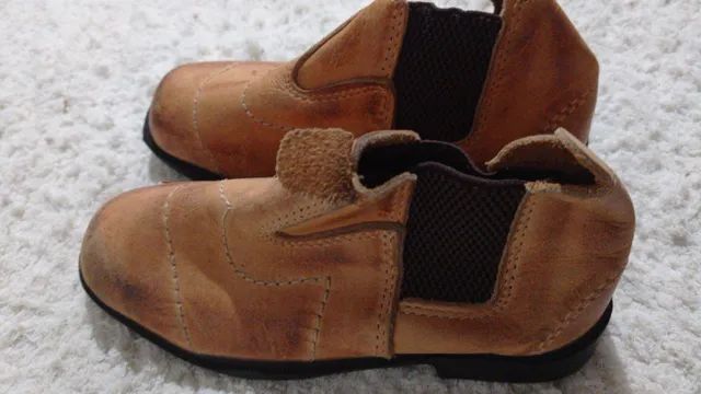 Bota Tamanho 30  - Foto 4