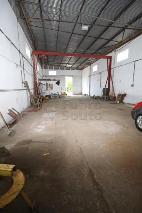 Oportunidade Única: Prédio Comercial Amplo e Funcional à Sua Disposição - Foto 4