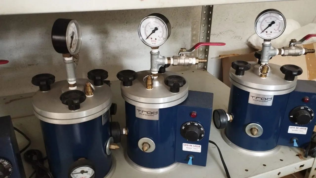 injetora de cera trad fundições 1000ml 220v nova - Foto 3