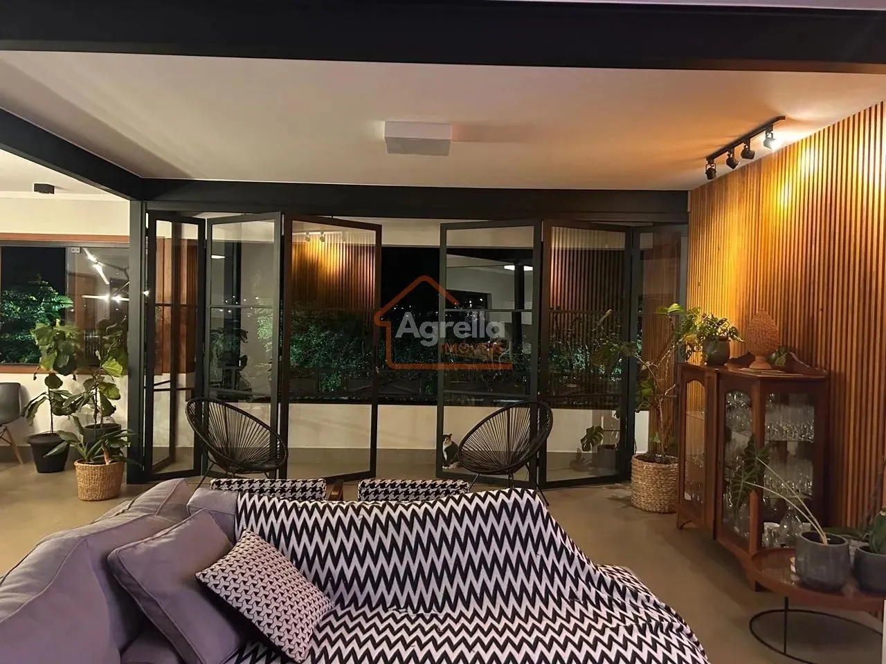 CASA À VENDA NO NOVA SANTA CRUZ, EM MOGI MIRIM, SP ! ÁREA DE LAZER COM PISCINA