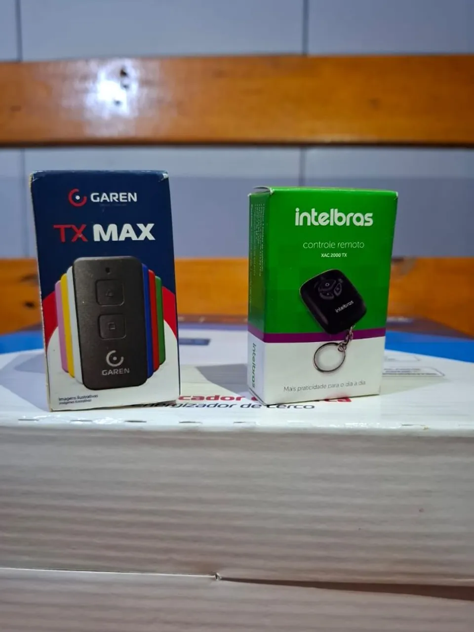Instalação de câmeras, cerca elétrica e motores de portão