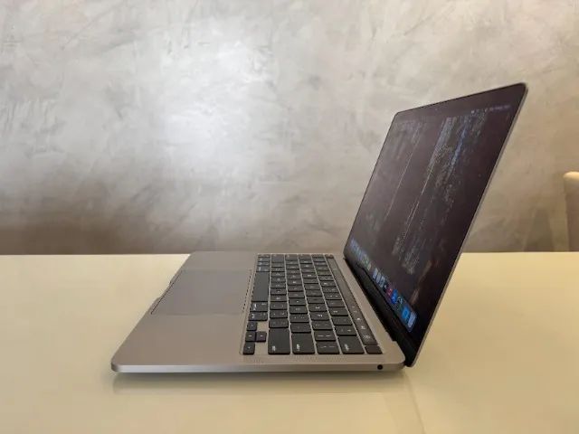 Apple MacBook Pro 13 polegadas M1 16GB RAM 512GB SSD - Excelente