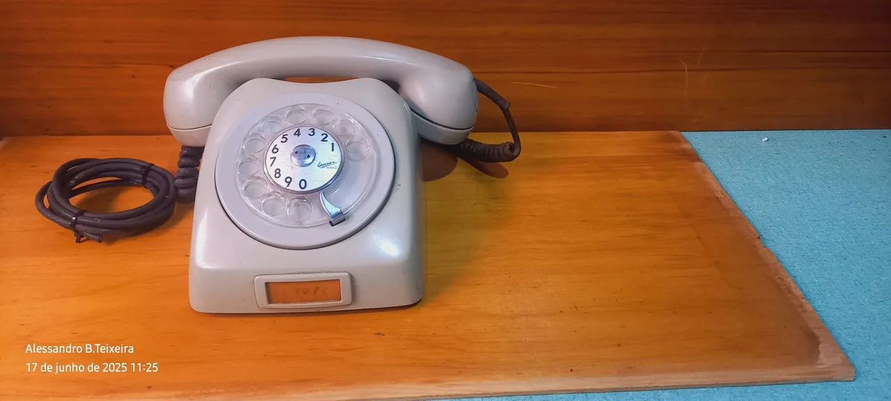 Telefone antigo de disco