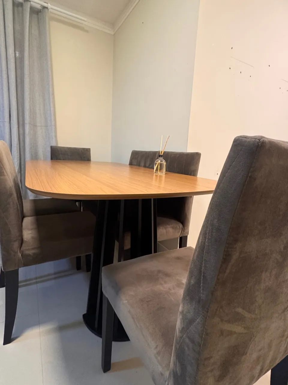 Mesa em perfeito estado 