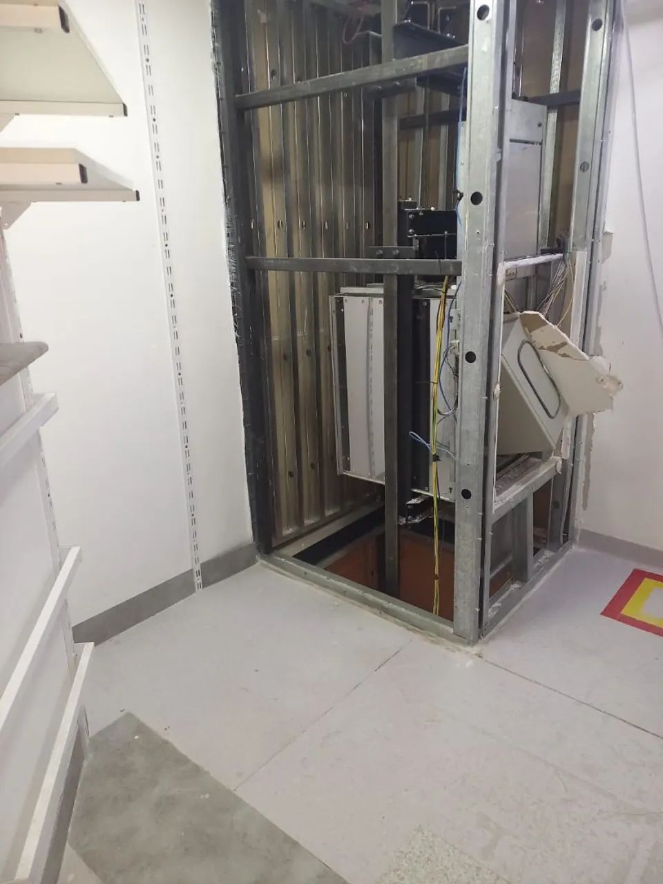 Elevador Monta Carga - Foto 5