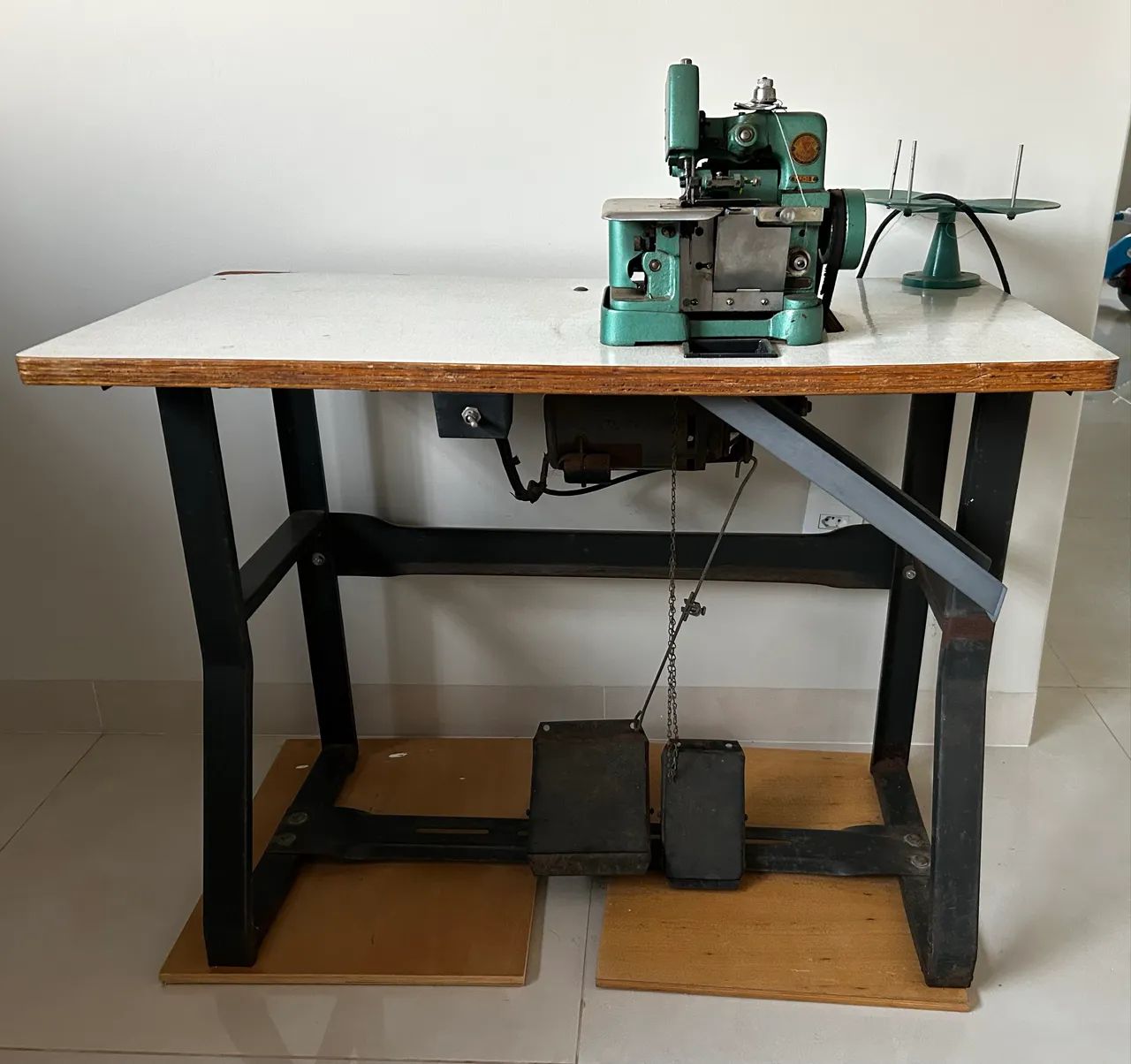 MÁQUINA OVERLOCK SINGER 65675263113858123