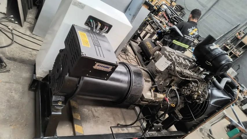 Gerador de Energia 150 kVA 350 hrs Stemac Motor Mwm + Qta 150kVA - Foto 6