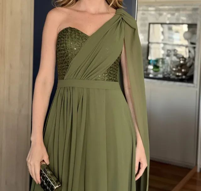 Vestido Verde Oliva Bordado Roupas Barro Preto, Belo Horizonte