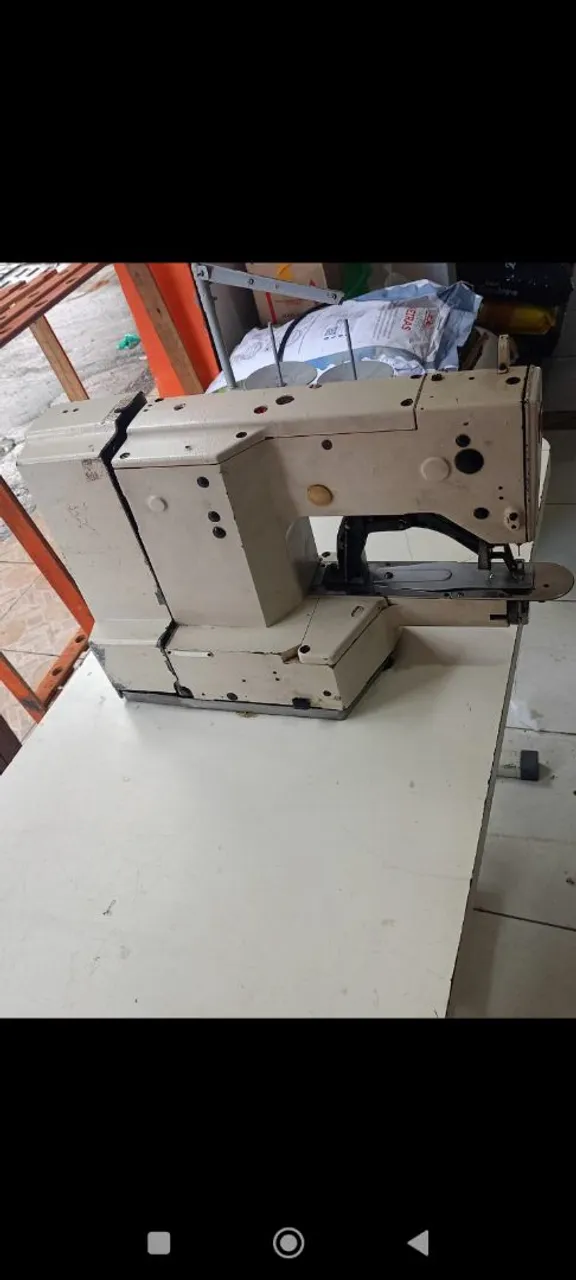 Máquina de Costura Industrial Usada