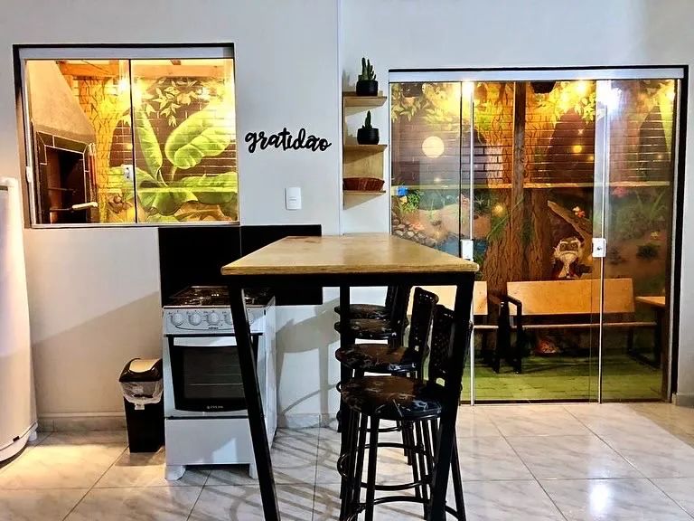Apartamentos mobiliados na praia do Campeche 