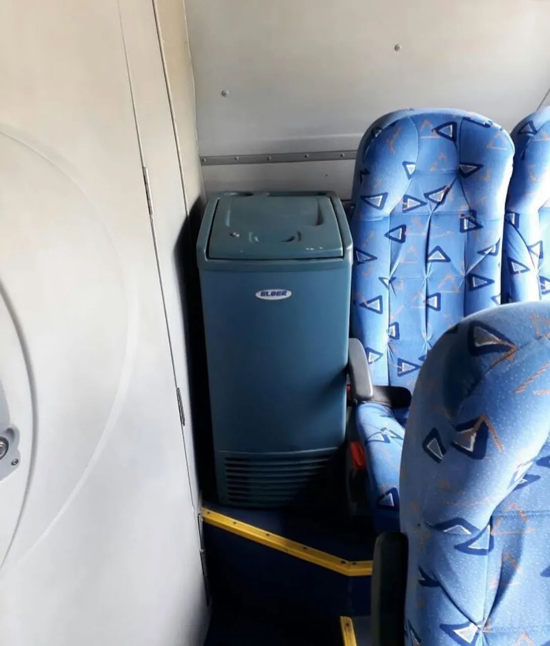 VENDO MICRO-ÔNIBUS NEOBUS THUNDER  - Foto 9